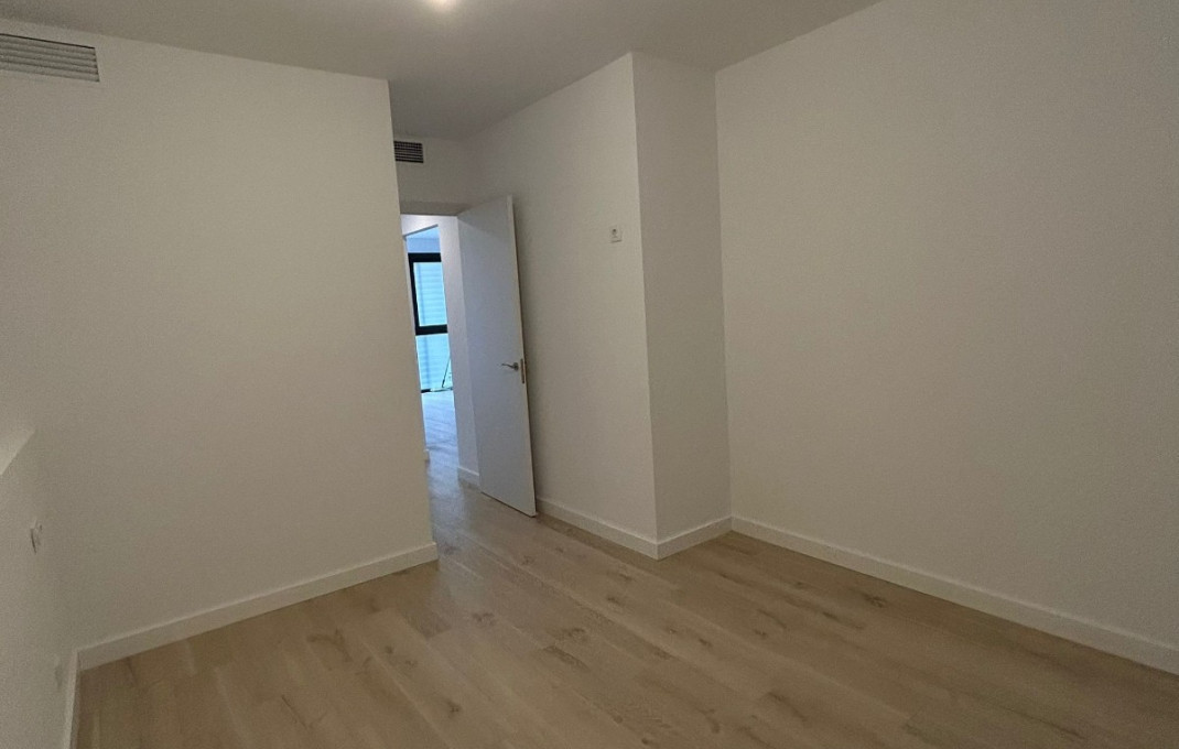 Venta - Local comercial -
Barcelona - Guinardo