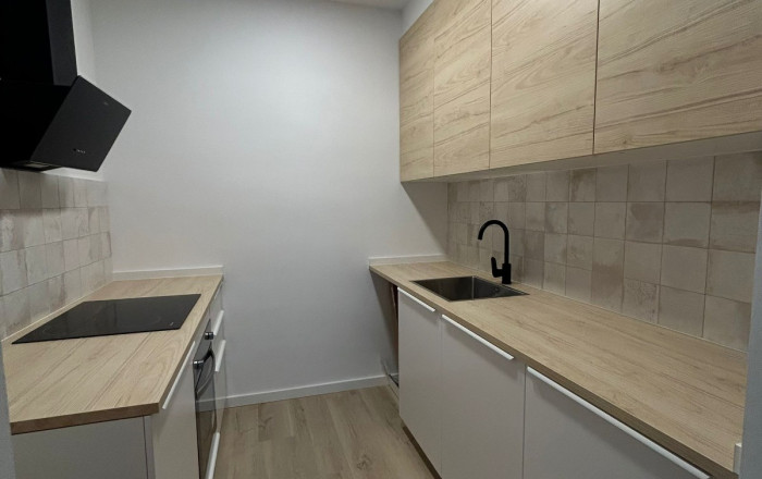 Venta - Local comercial -
Barcelona - Guinardo