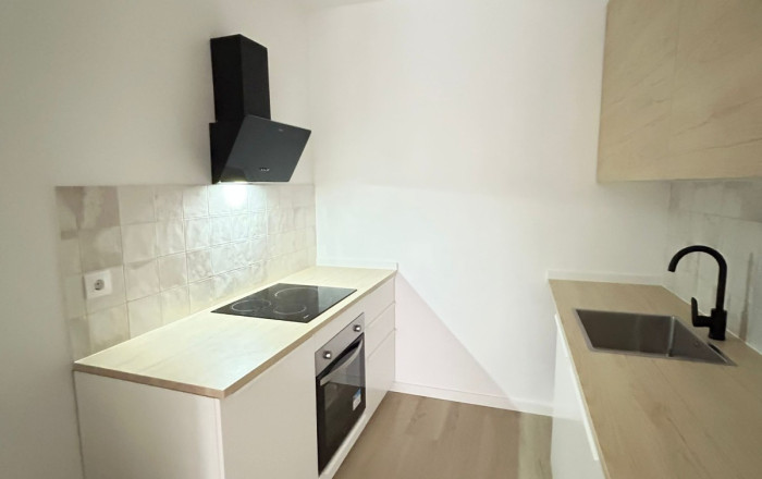 Venta - Local comercial -
Barcelona - Guinardo