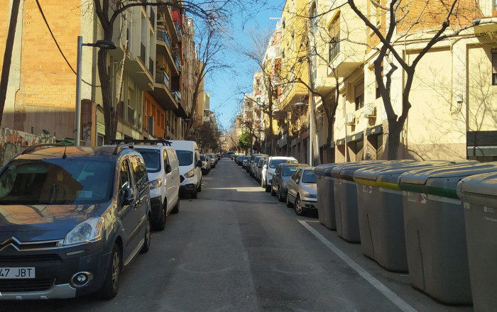 Venta - Local comercial -
Barcelona - Guinardo