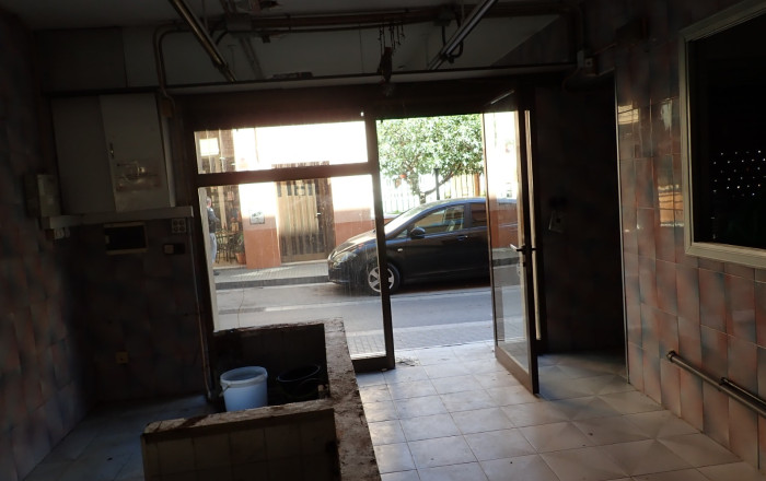 Venta - Local comercial -
Viladecans