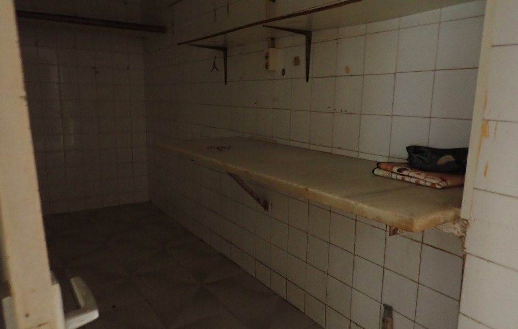 Venta - Local comercial -
Viladecans