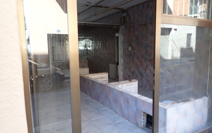 Venta - Local comercial -
Viladecans