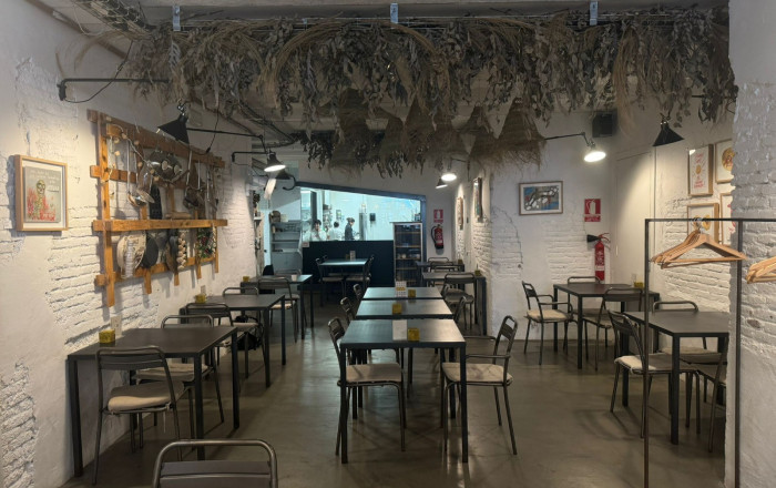 Transfer - Restaurant -
Barcelona - Gràcia
