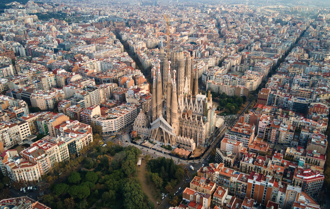 Venta en rentabilidad - Edificio -
Barcelona - Guinardo