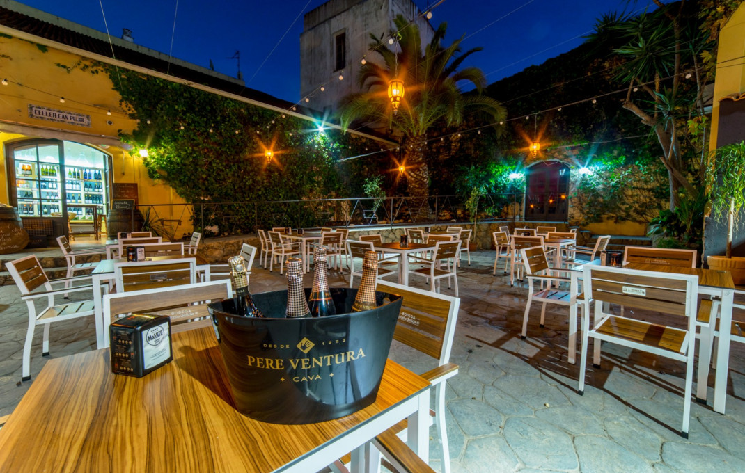 Traspaso - Restaurante -
Vilanova i la Geltrú