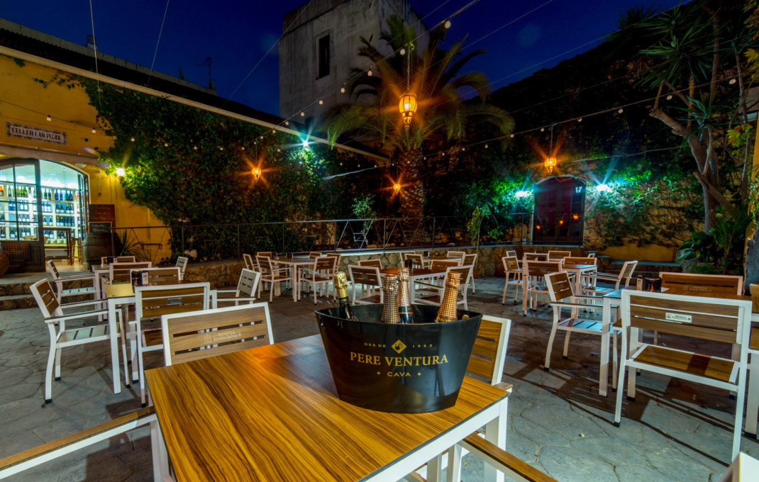 Traspaso - Restaurante -
Vilanova i la Geltrú