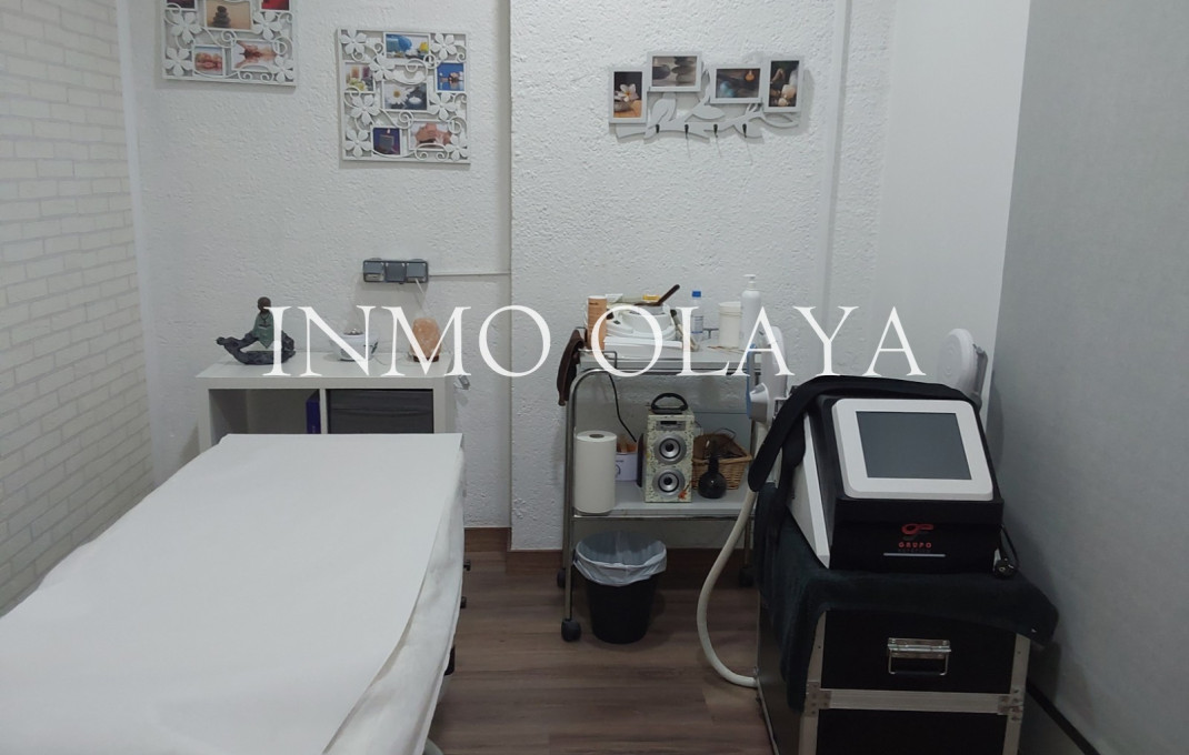 Transfert - Peluquerias y Estetica -
Terrassa