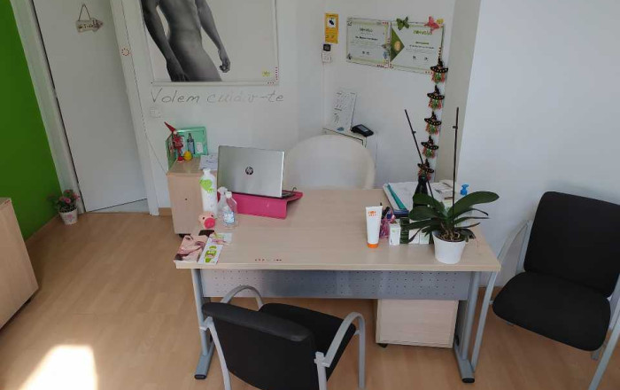 Transfert - Peluquerias y Estetica -
Barcelona - Eixample Izquierdo Alto