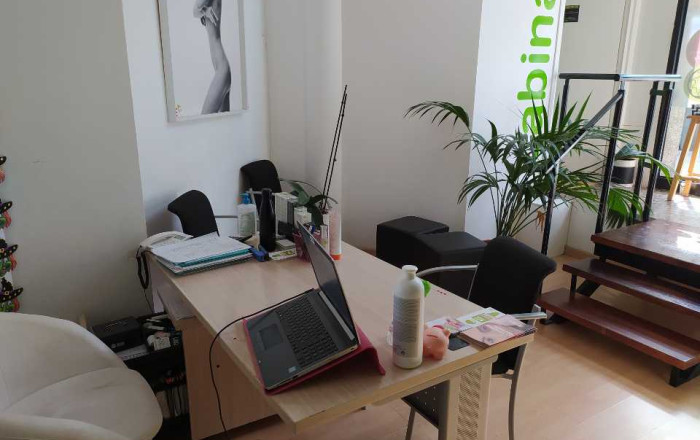 Transfert - Peluquerias y Estetica -
Barcelona - Eixample Izquierdo Alto