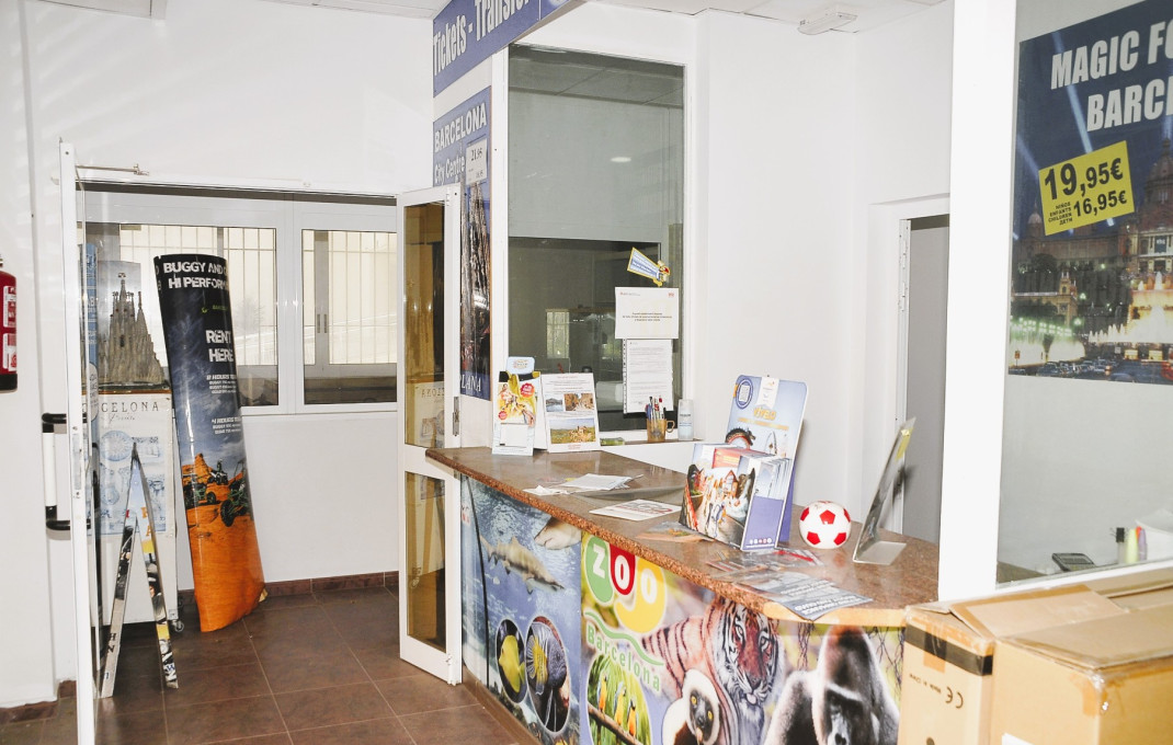 Venta - Local comercial -
Tarragona