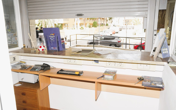 Venta - Local comercial -
Tarragona