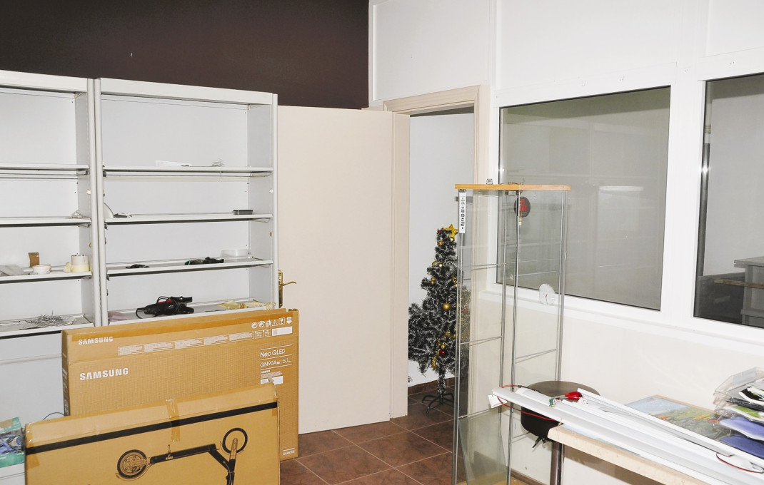 Venta - Local comercial -
Tarragona