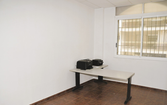 Venta - Local comercial -
Tarragona