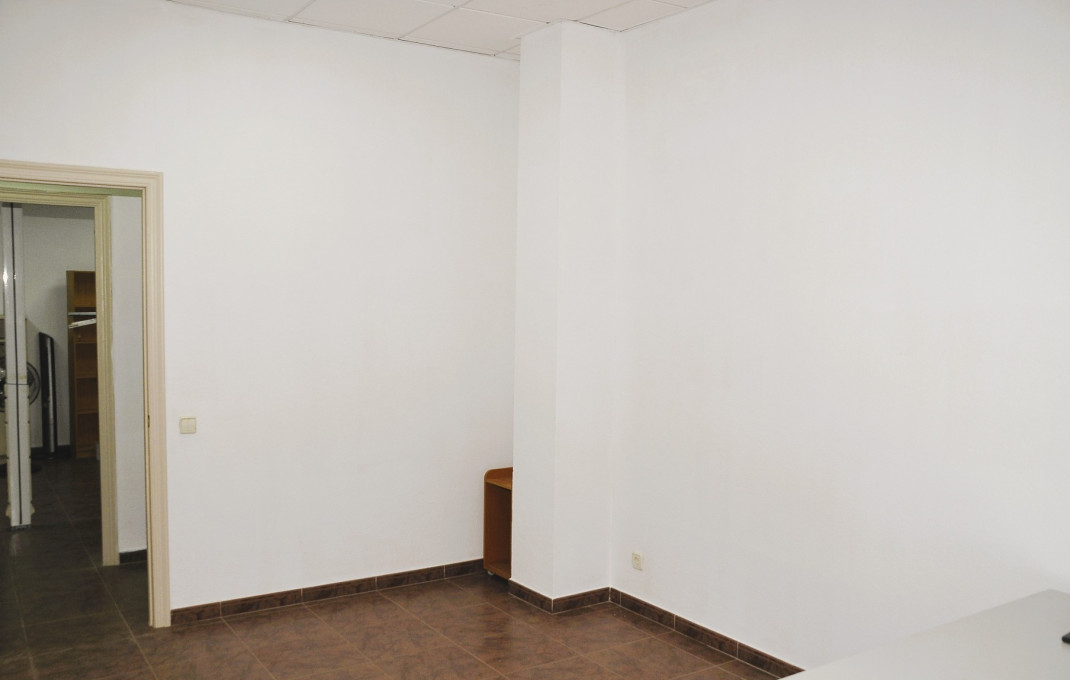 Venta - Local comercial -
Tarragona