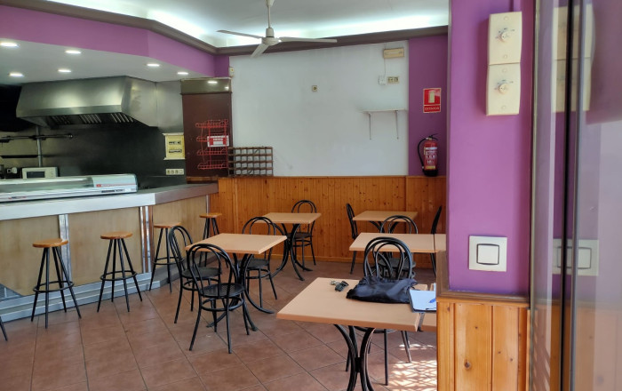 Sale - Bar Restaurante -
Badalona - Montigalà
