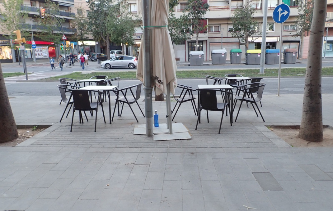 Traspaso - Bar Copas Musical -
Esplugues de Llobregat