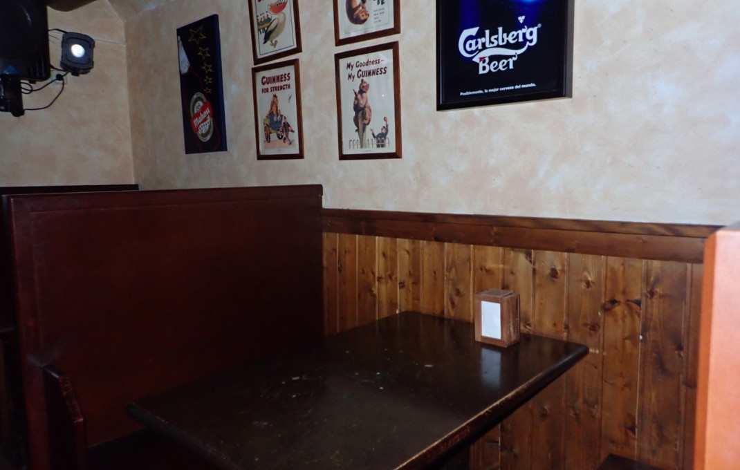 Traspaso - Bar Copas Musical -
Esplugues de Llobregat