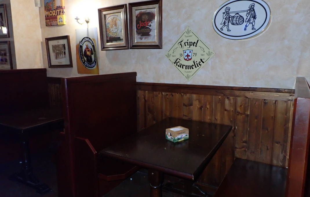 Traspaso - Bar Copas Musical -
Esplugues de Llobregat