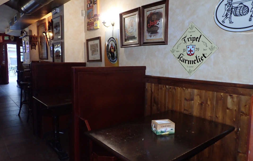 Traspaso - Bar Copas Musical -
Esplugues de Llobregat