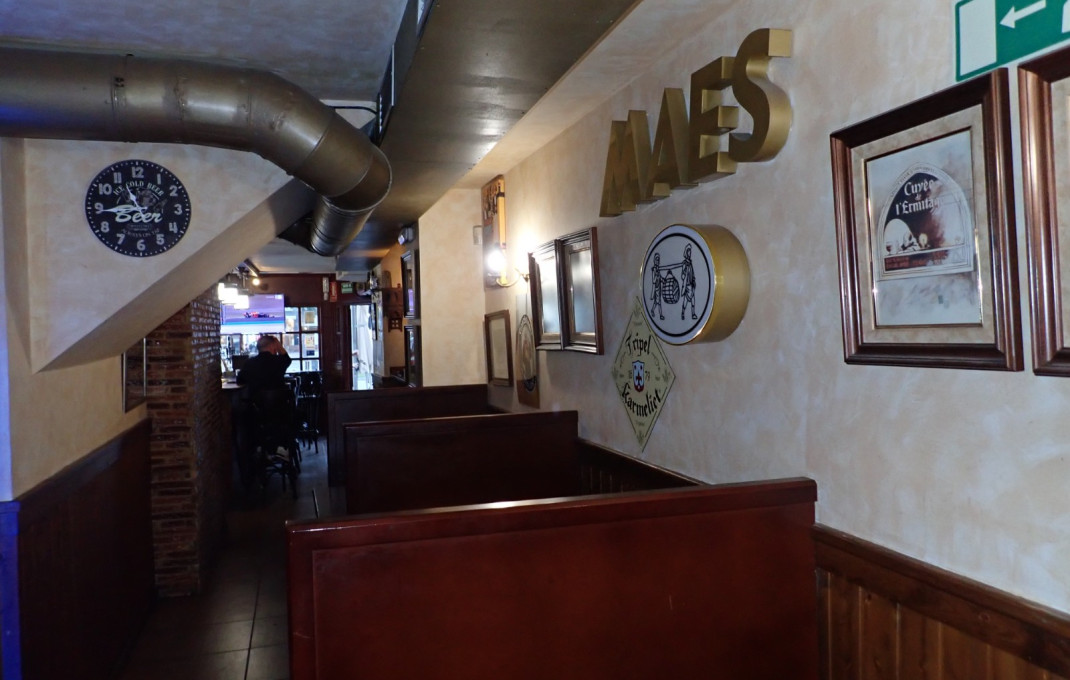 Traspaso - Bar Copas Musical -
Esplugues de Llobregat