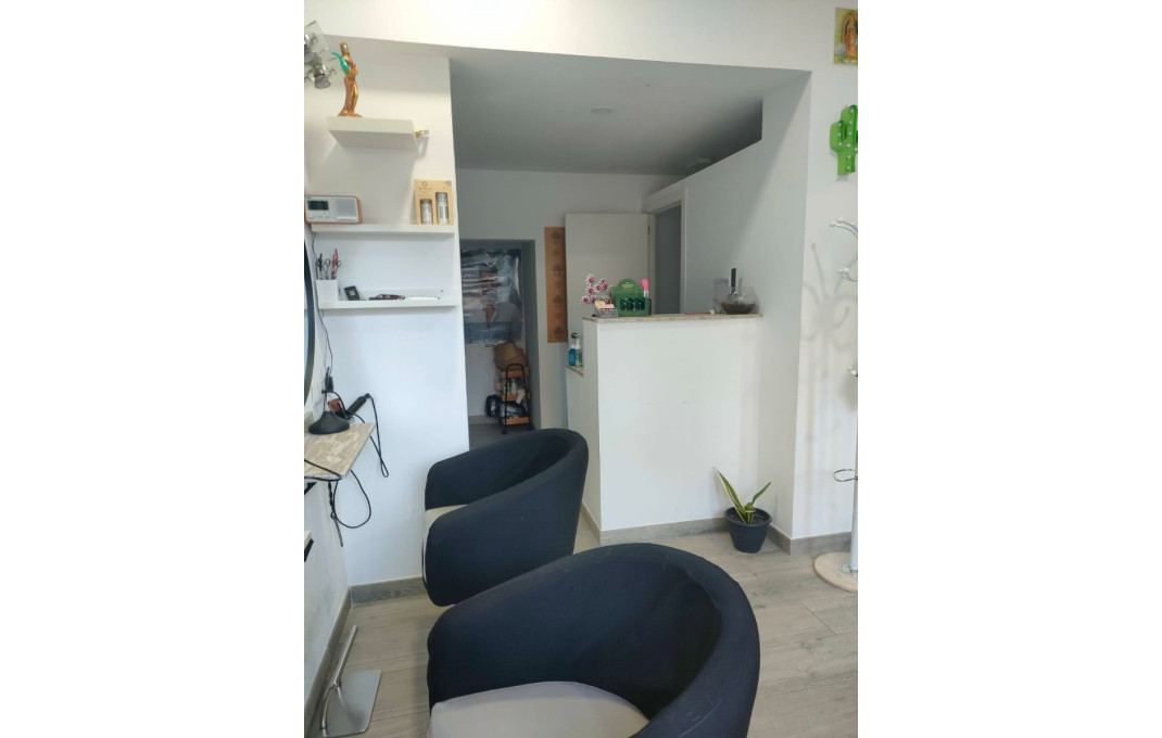 Transfert - Peluquerias y Estetica -
Badalona - Bufalà