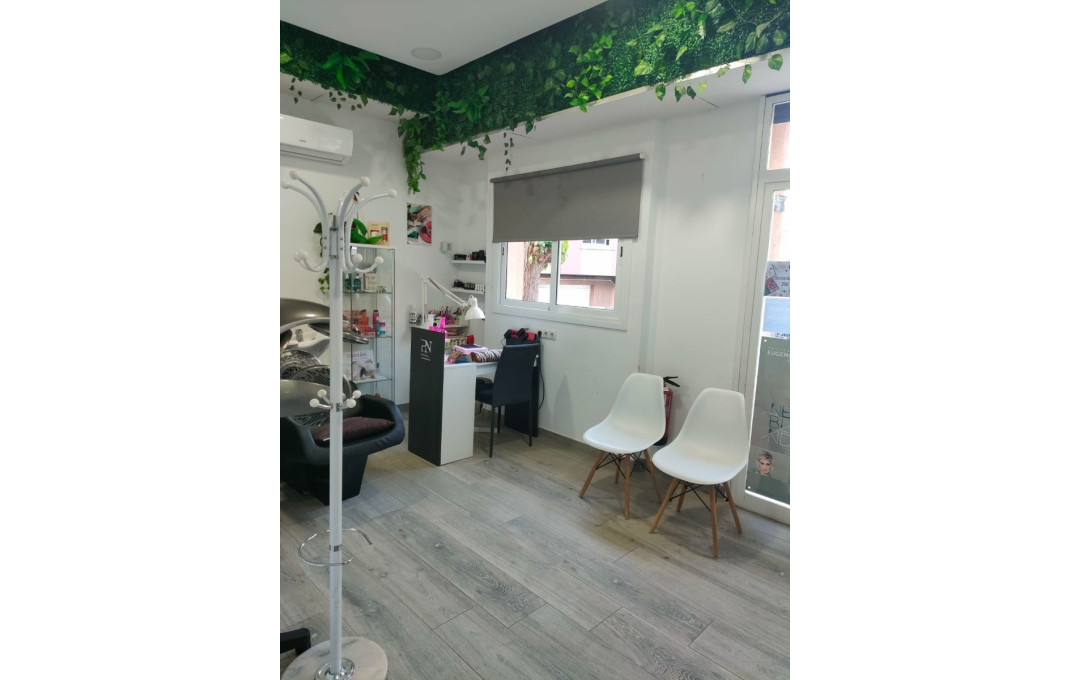 Transfert - Peluquerias y Estetica -
Badalona - Bufalà