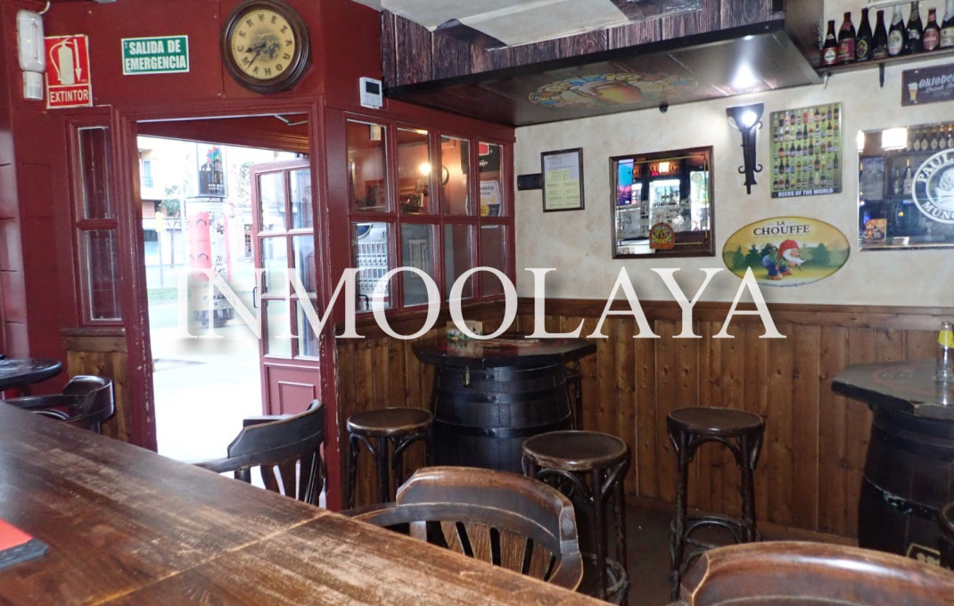 Traspaso - Bar Copas Musical -
Esplugues de Llobregat