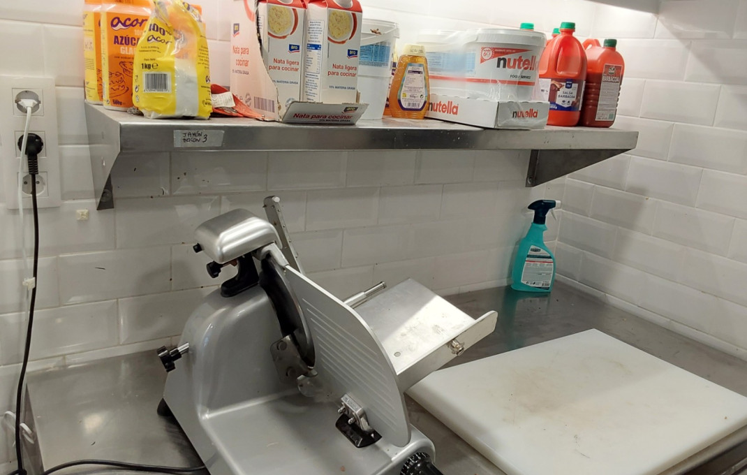 Traspaso - Take Away -
La Garriga