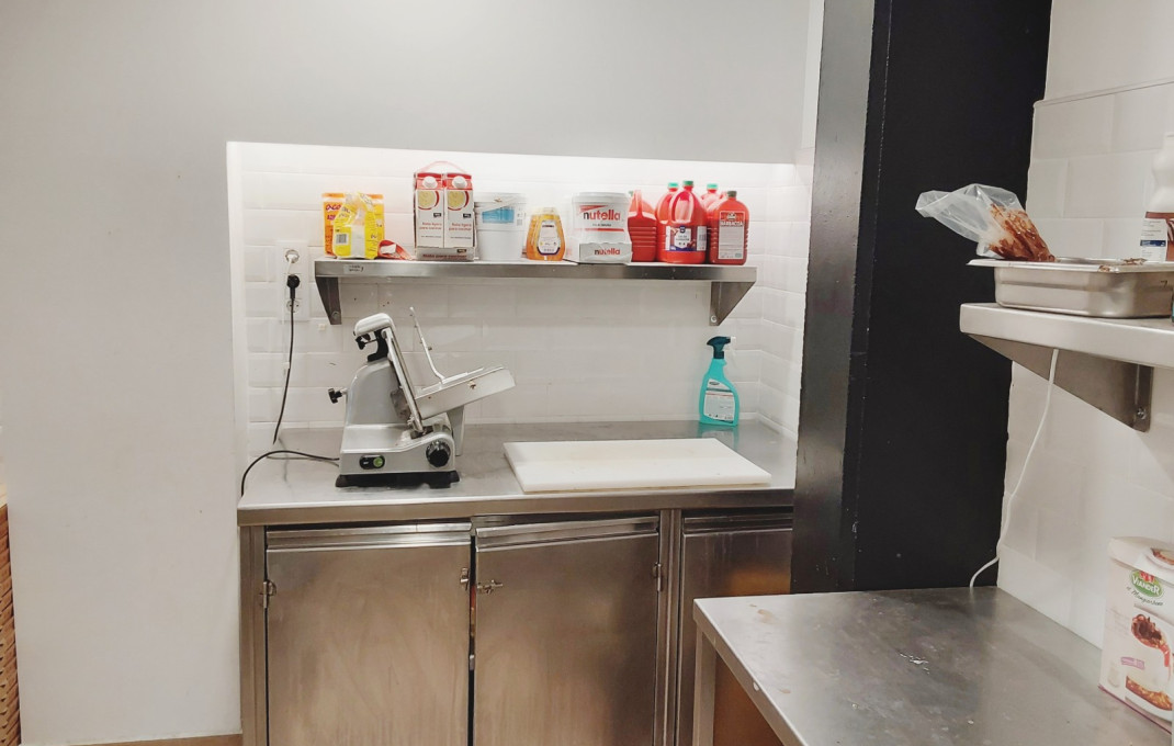 Traspaso - Take Away -
La Garriga