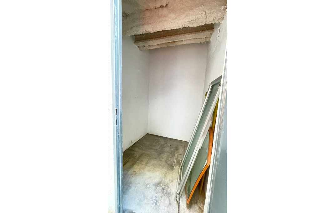 Rental - Local comercial -
Barcelona - Eixample Izquierdo