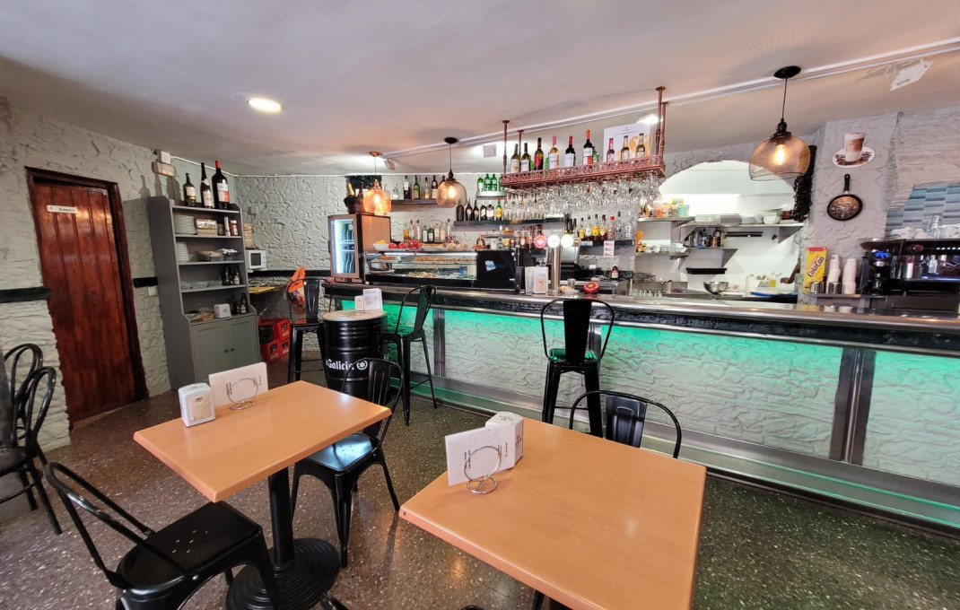 Traspaso - Bar Restaurante -
Barcelona - Guinardo