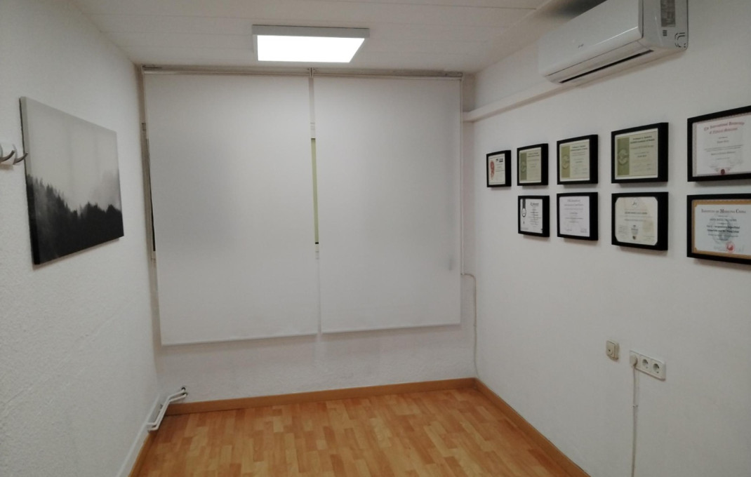 Vente rentable - Des bureaux -
Barcelona - Sant Gervasy- Bonanova