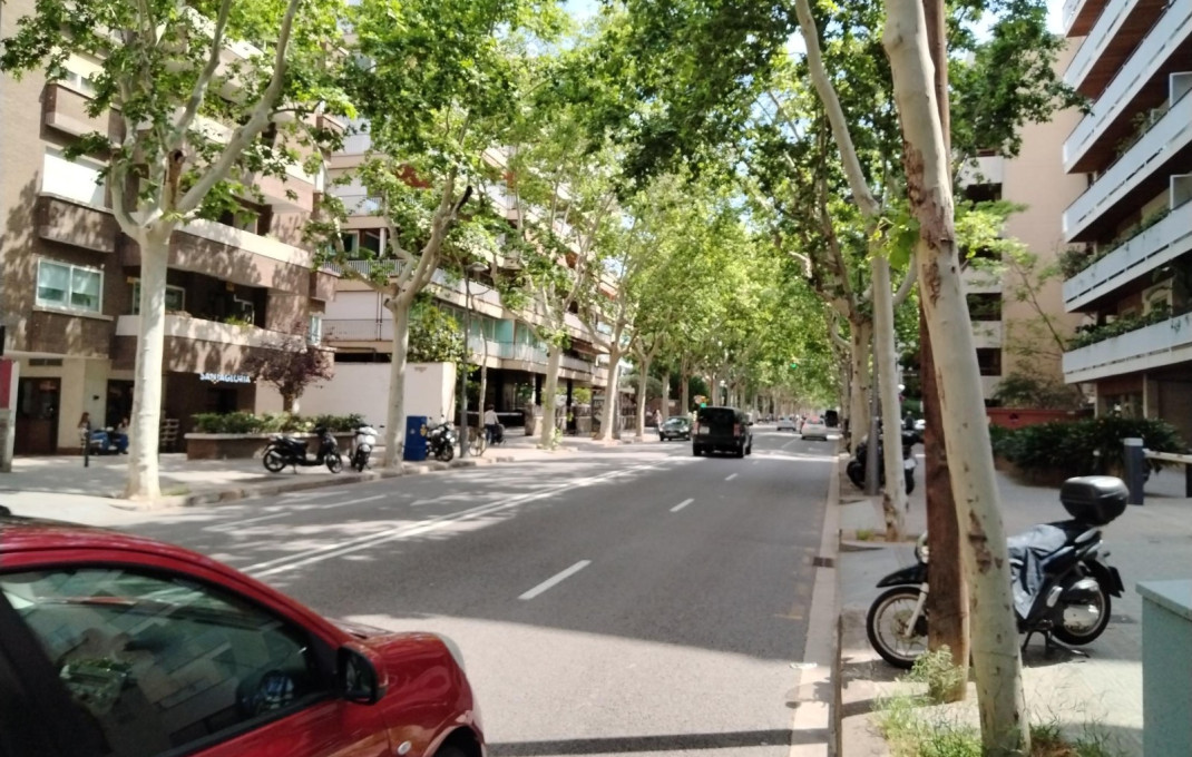 Profitable sale - Offices -
Barcelona - Sant Gervasy- Bonanova