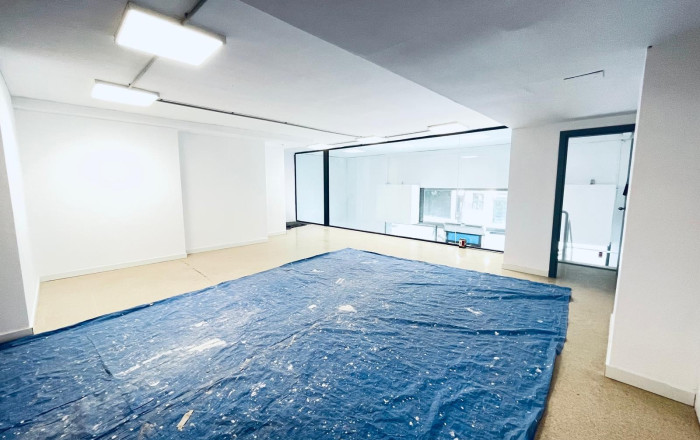 Rental - Local comercial -
Barcelona - Eixample