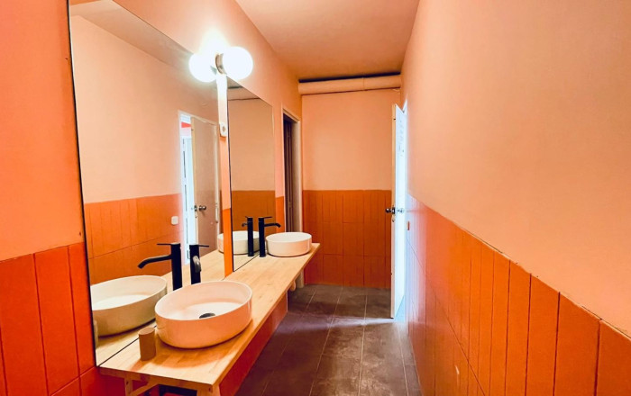 Rental - Local comercial -
Barcelona - Eixample