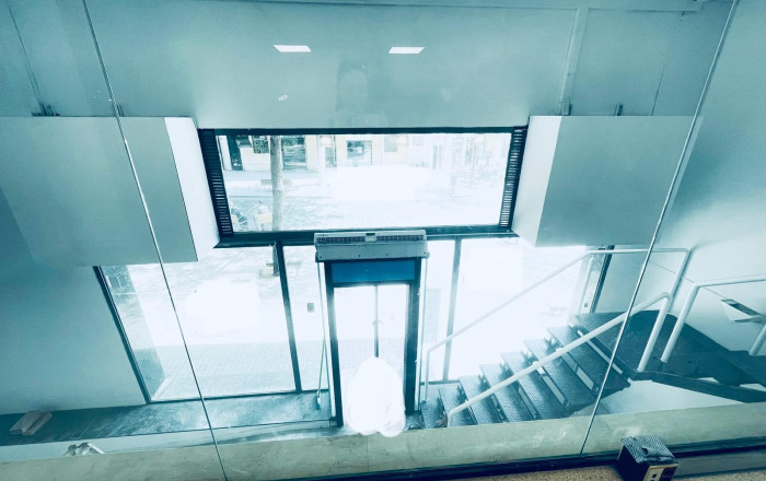 Rental - Local comercial -
Barcelona - Eixample
