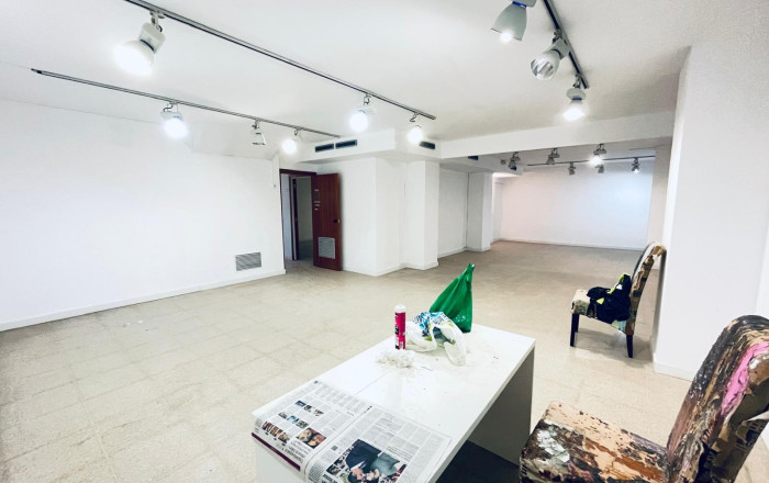 Rental - Local comercial -
Barcelona - Eixample