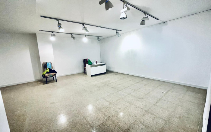 Rental - Local comercial -
Barcelona - Eixample