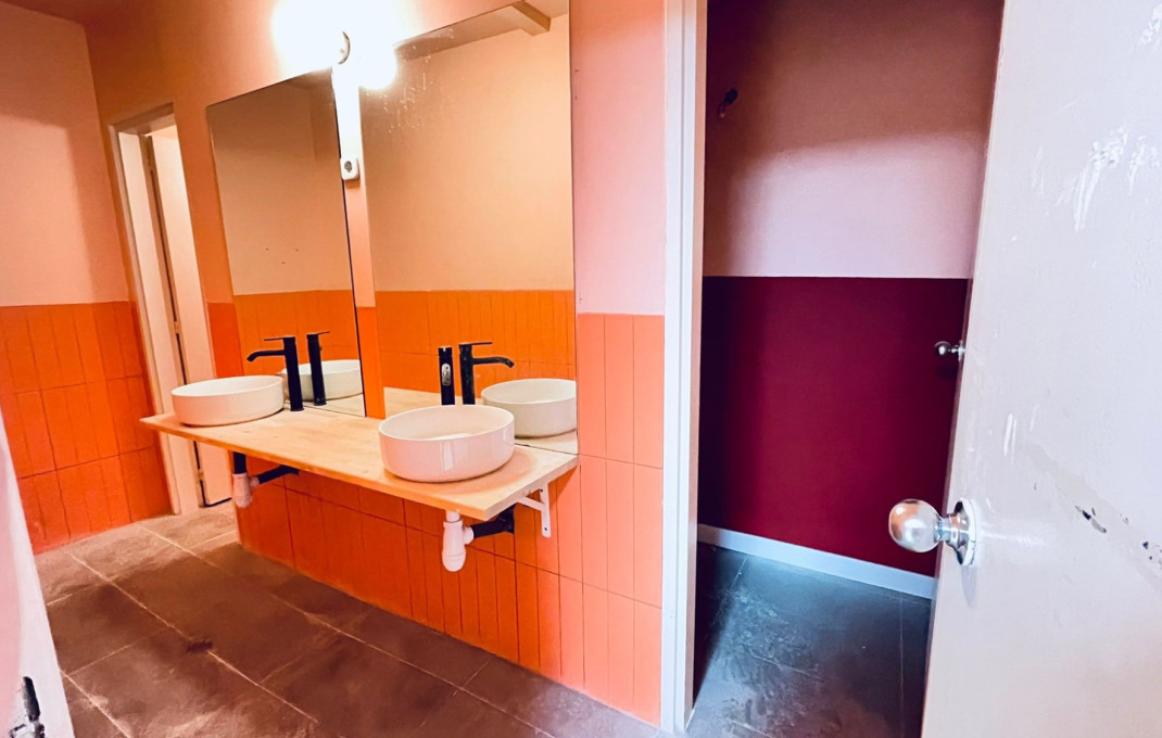 Rental - Local comercial -
Barcelona - Eixample