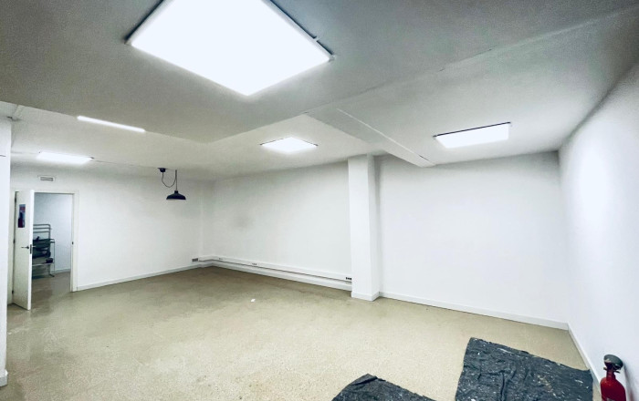 Rental - Local comercial -
Barcelona - Eixample