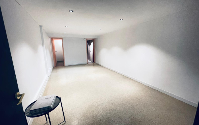 Rental - Local comercial -
Barcelona - Eixample