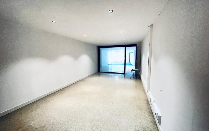 Rental - Local comercial -
Barcelona - Eixample