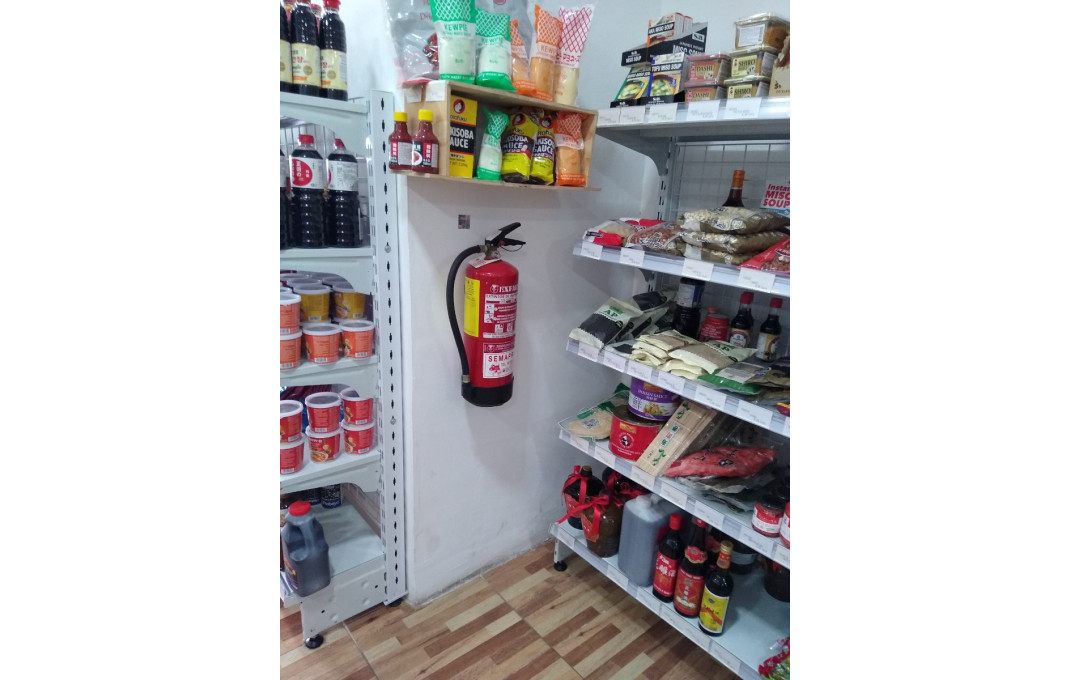 Transfer - Food store -
Barcelona - Gràcia