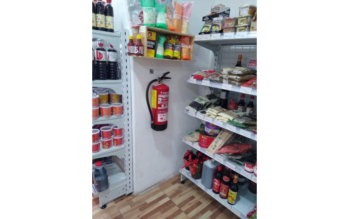 Transfer - Food store -
Barcelona - Gràcia