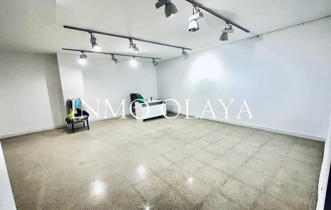 Rental - Local comercial -
Barcelona - Eixample