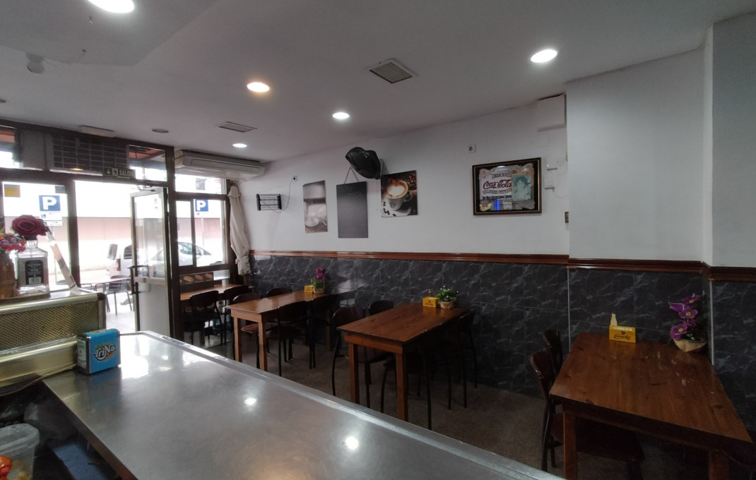 Vente rentable - Bar Restaurante -
Barcelona - Nou Barris