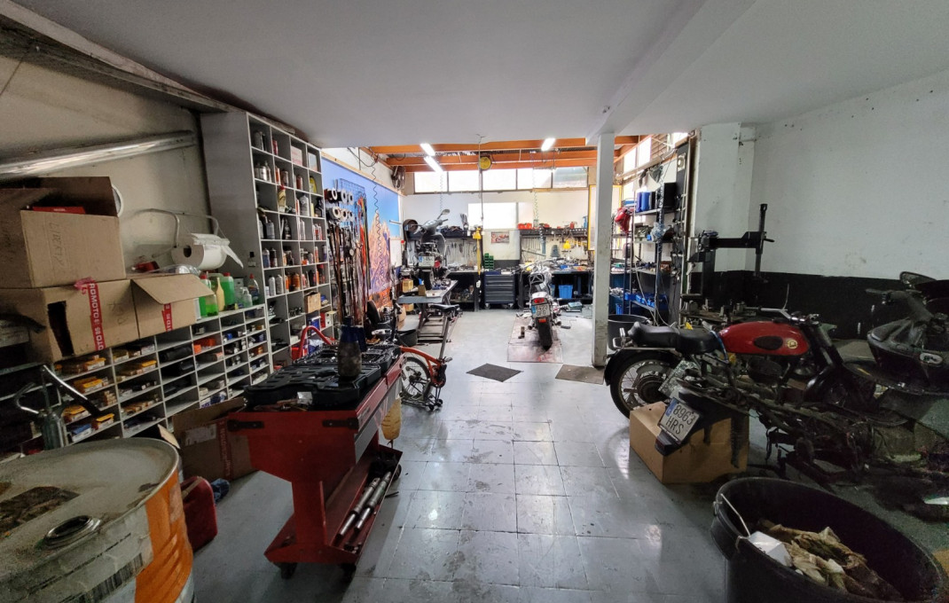 Transfert - atelier mécanique -
Barcelona - Poblenou