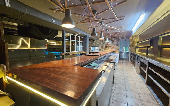 Transfer - Restaurant -
Barcelona - Poblenou