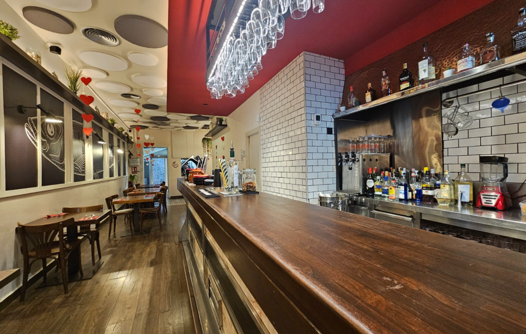 Transfert - Restaurant -
Barcelona - Sant Antoni